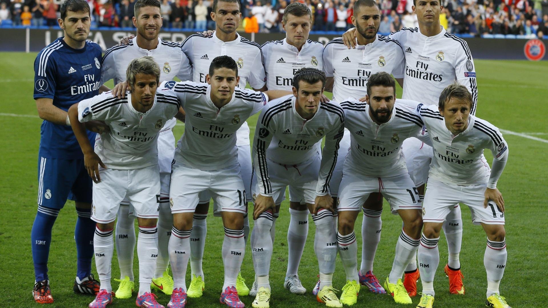 爱游戏体验-逆转与复出，巴塞罗那单刀错失、Scout爆冷、费德勒伤愈归来